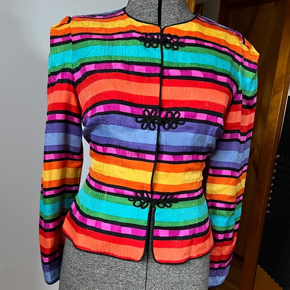 Vintage Maggy London 100% silk colorful blazer cardigan with frog cord closure - Picture 3 of 14